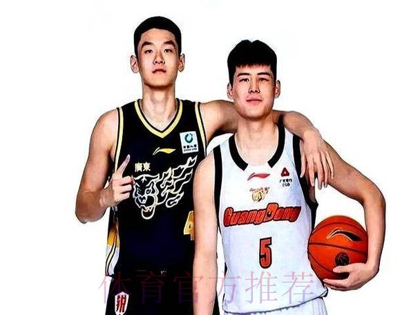 幼版赵睿就在广东阵中！只投大心脏三分，球迷：胡明轩的时间该给你